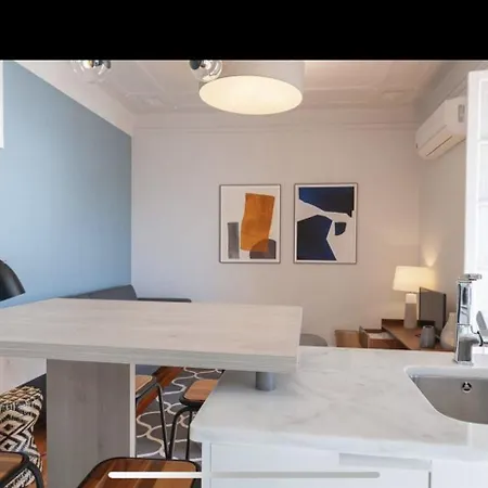 Apartment Charmoso Com Vista Rio Lissabon