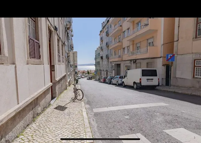 Charmoso Com Vista Rio Апартаменты *